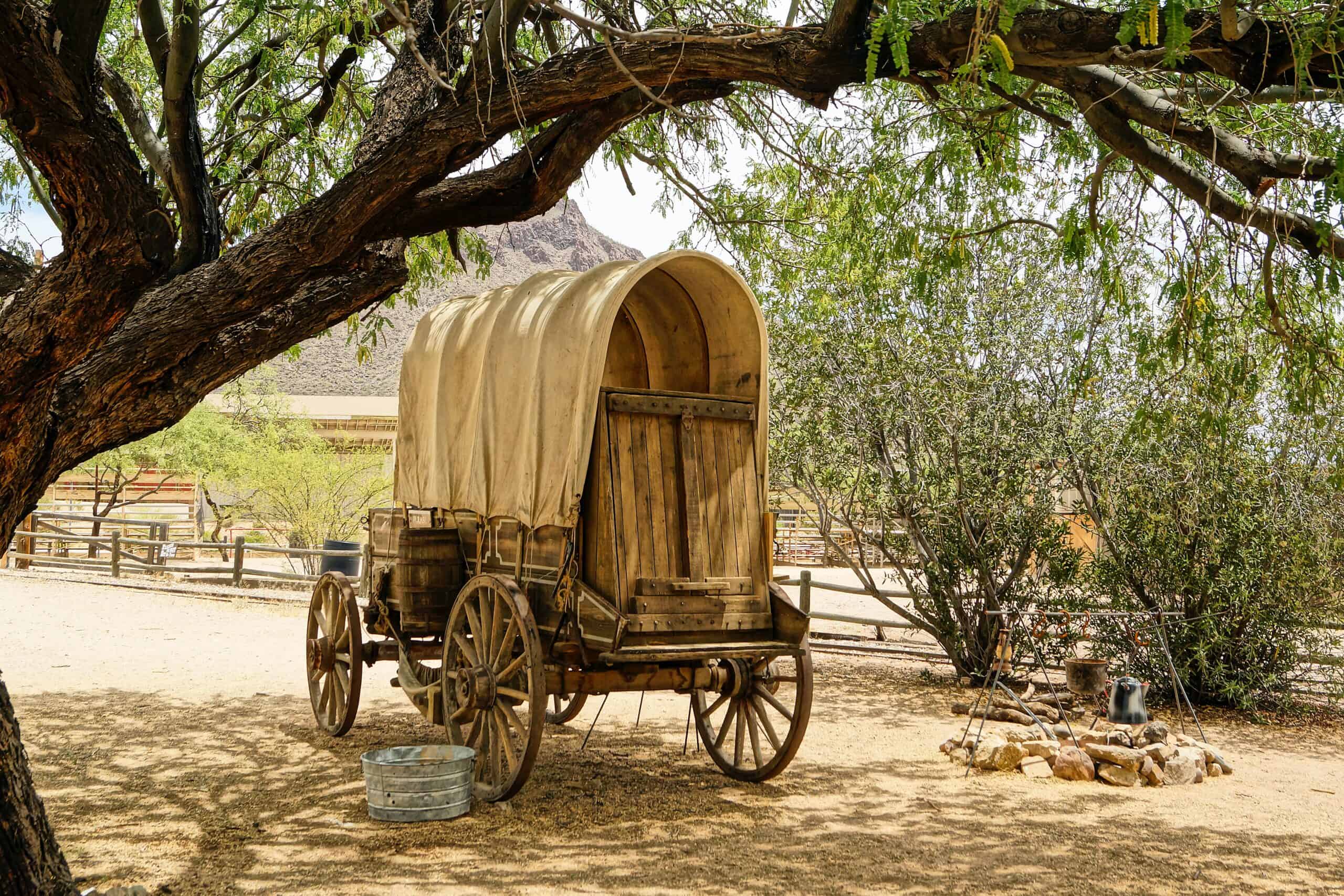 Old fashioned covered wagon